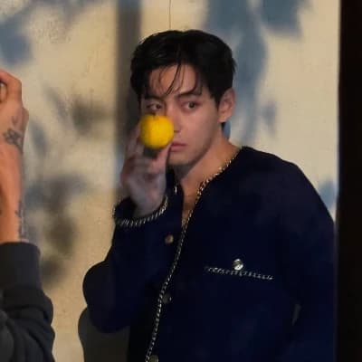 Kim Taehyung thumbnail