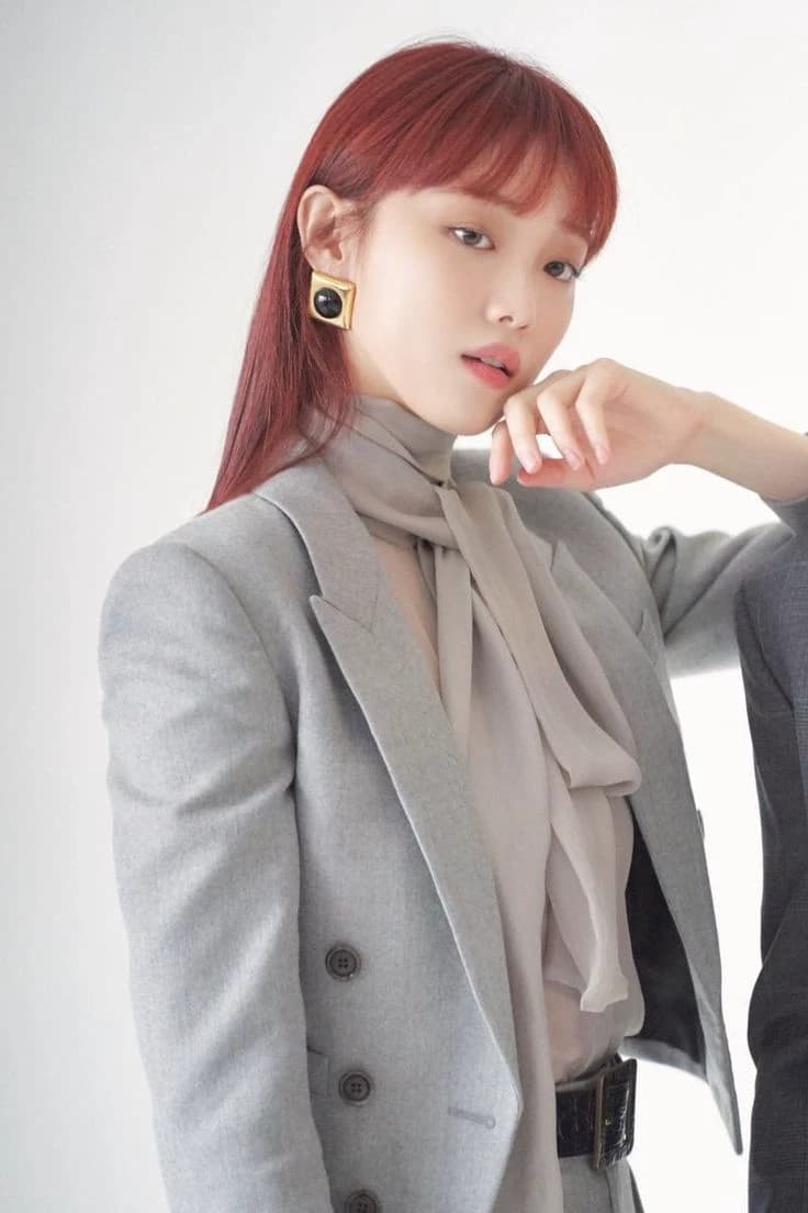 Lee Sung Kyung  thumbnail