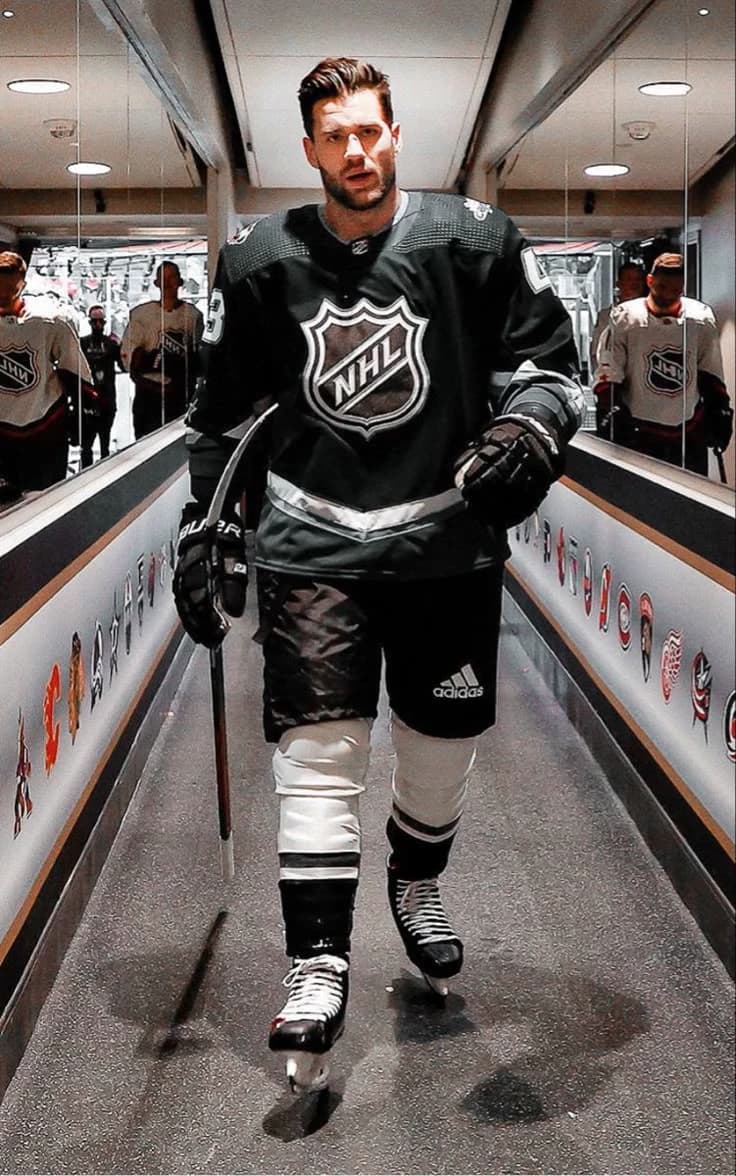 Tom Wilson thumbnail