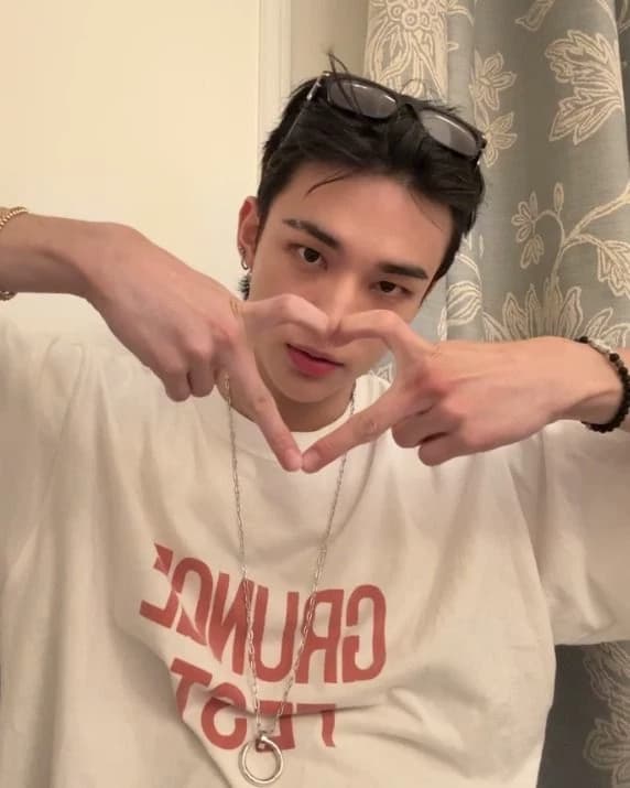 Hyunjin thumbnail