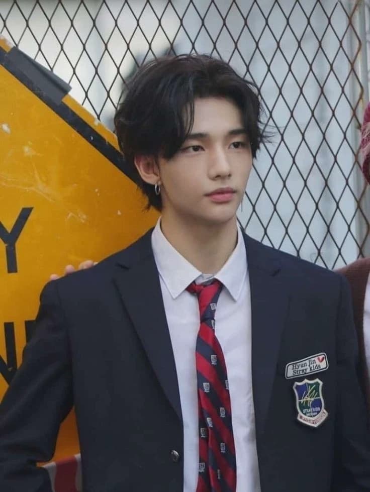 Hyunjin thumbnail