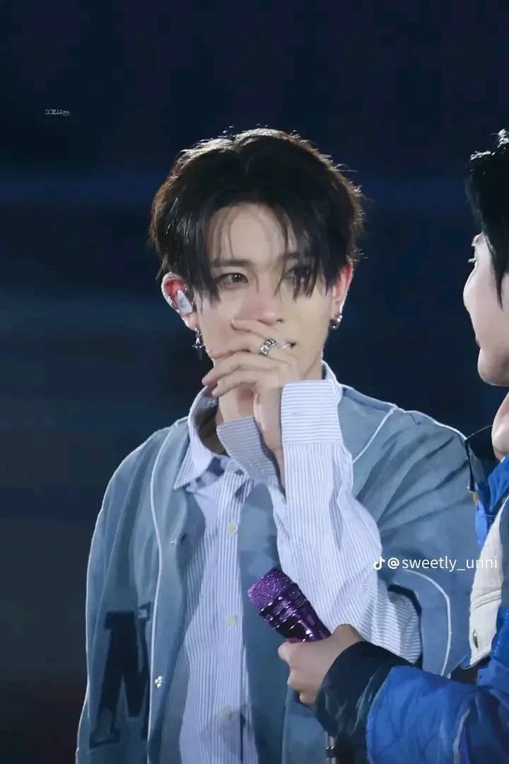 Heeseung thumbnail