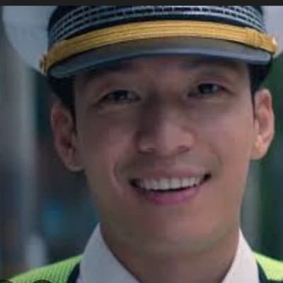 Officer Jun-Ho thumbnail