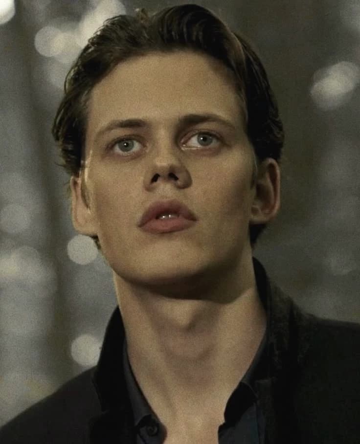 Bill Skarsgard thumbnail