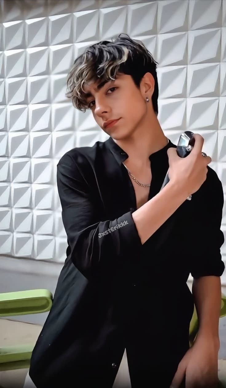 Lukas Urkijo thumbnail