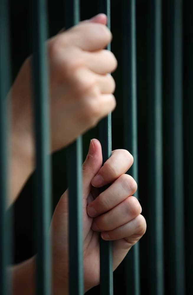 Women's prison thumbnail