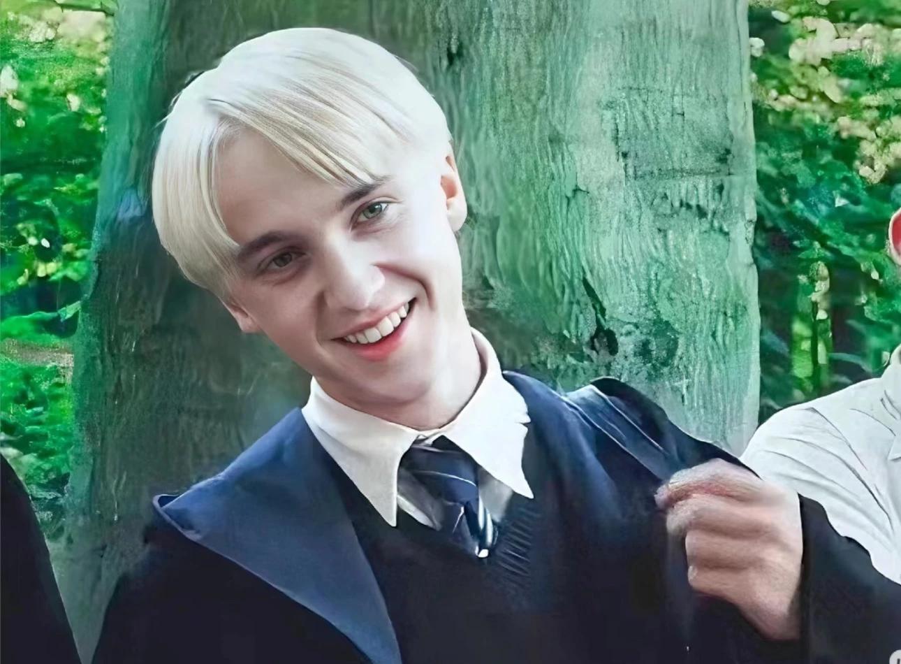 Draco Malfoy (sick boyfriend) thumbnail