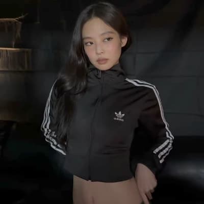 Jennie thumbnail