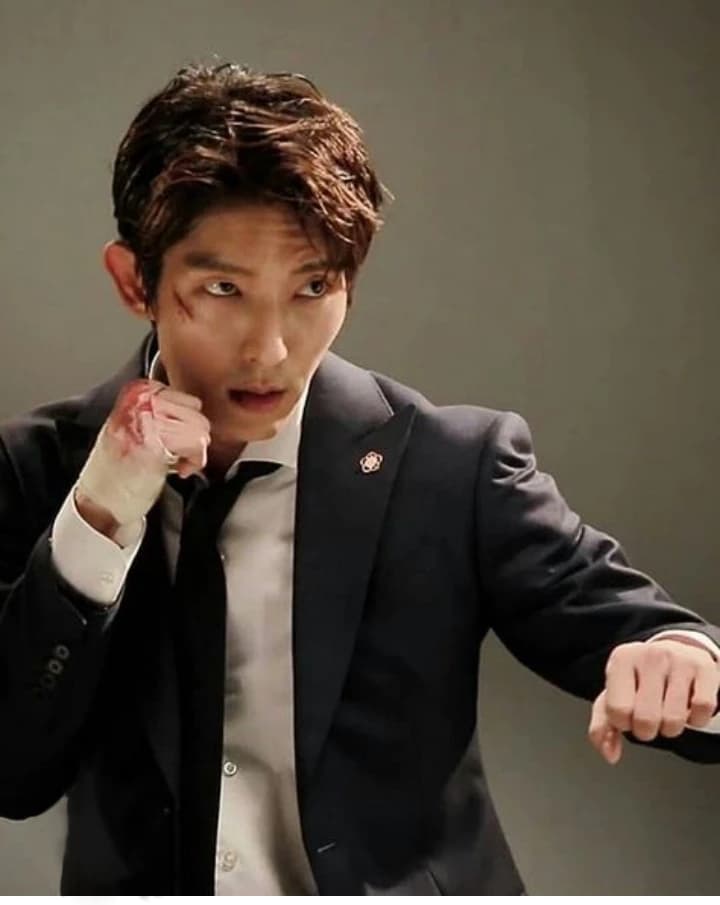 Kang Jin Woo [Self -Development System] Life Change System thumbnail