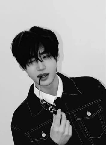 Sunghoon thumbnail