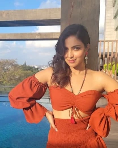 Amala Paul thumbnail