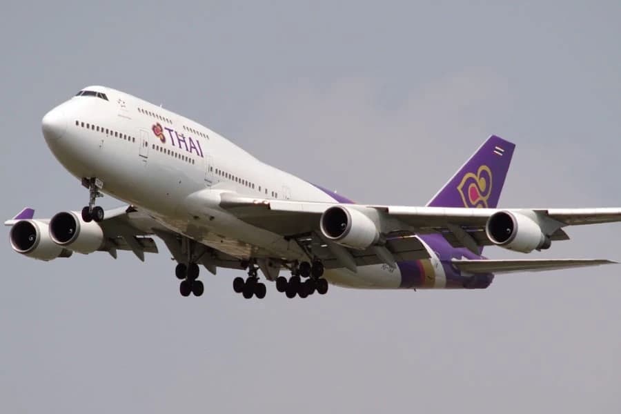 Boeing 747 thumbnail