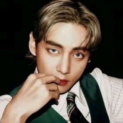 Kim Taehyung thumbnail