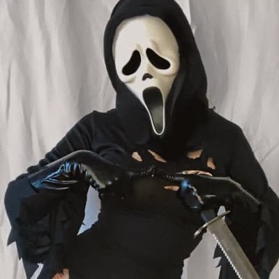 Female Ghostface  thumbnail