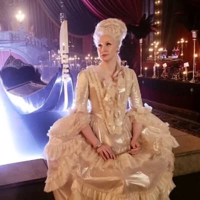 Larissa Weems thumbnail