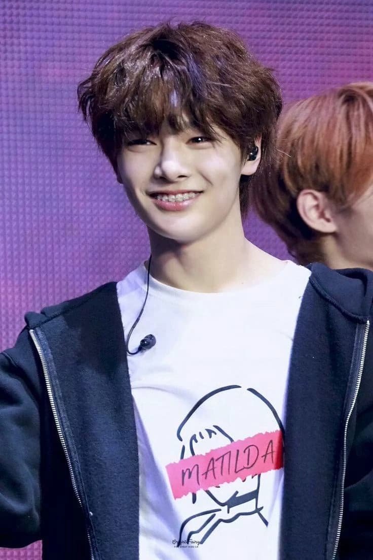 Jeongin thumbnail