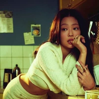 Jennie thumbnail