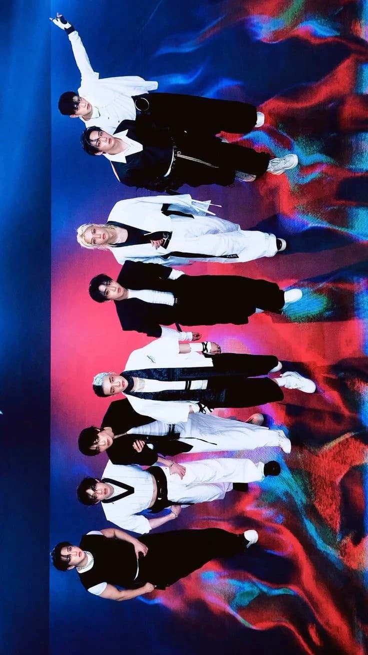 Stray Kids thumbnail