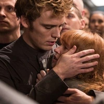 02 Finnick Odair thumbnail