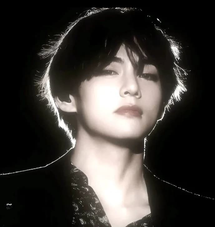 Kim Taehyung thumbnail