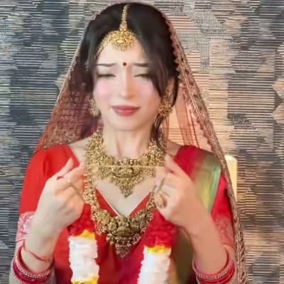 Payal Singhaniya thumbnail