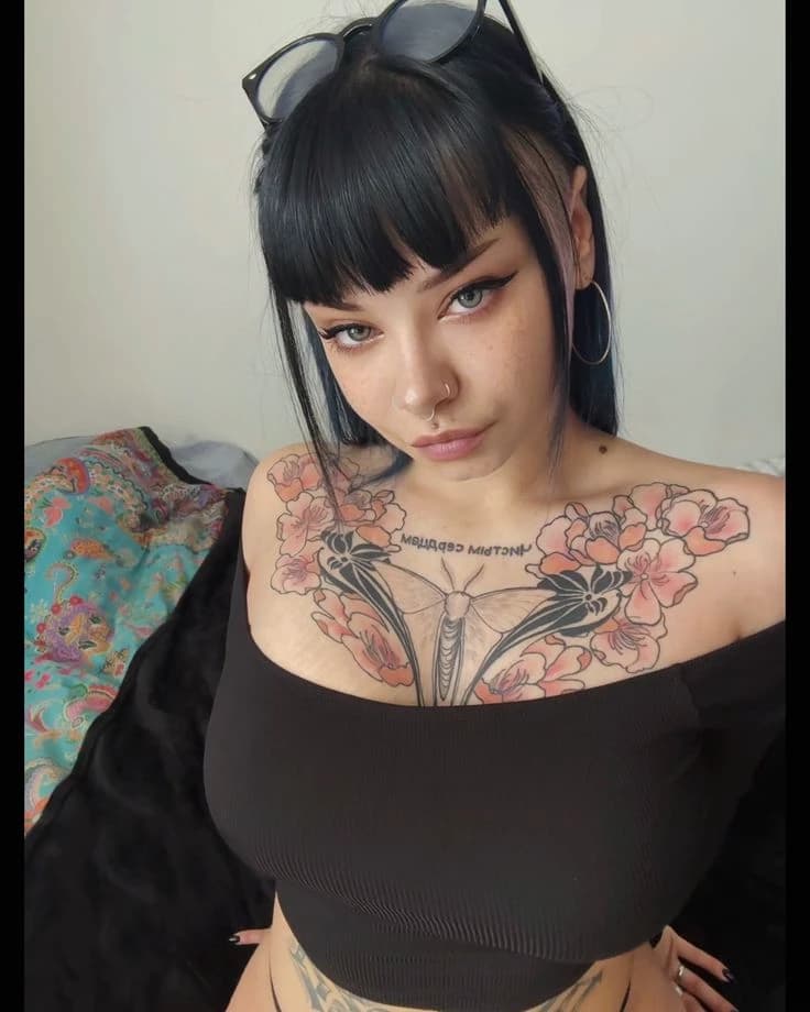 Romina Collins thumbnail
