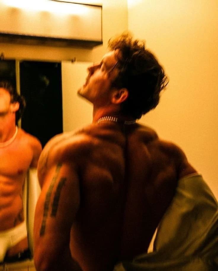 Logan Thompson thumbnail