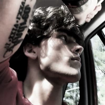 Larry thumbnail