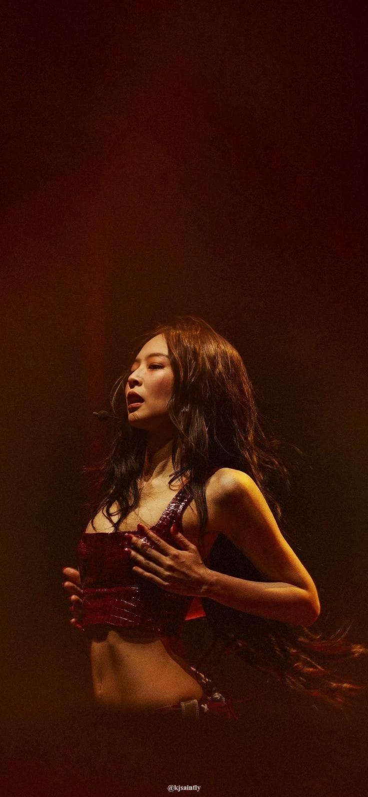 JENNIE KIM  thumbnail