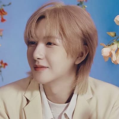 Huang Renjun thumbnail