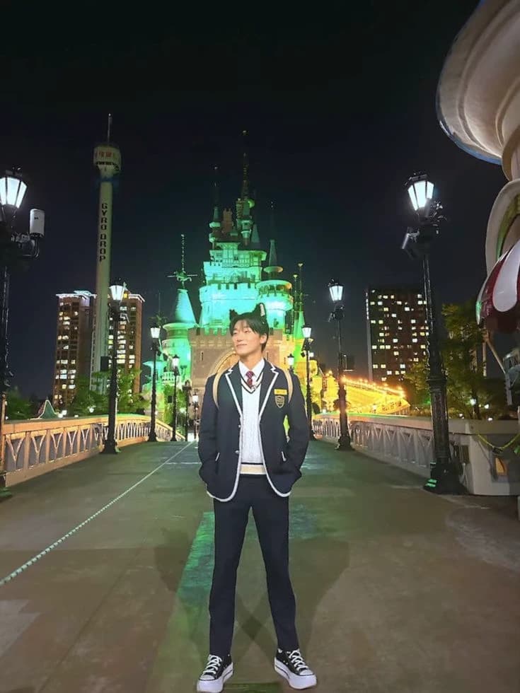 Choi San thumbnail