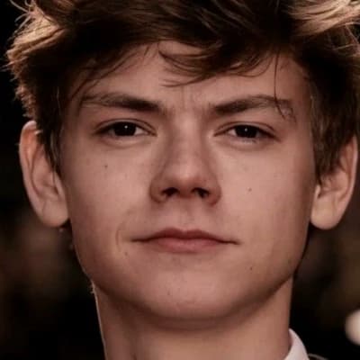 Thomas Brodie-Sangster thumbnail
