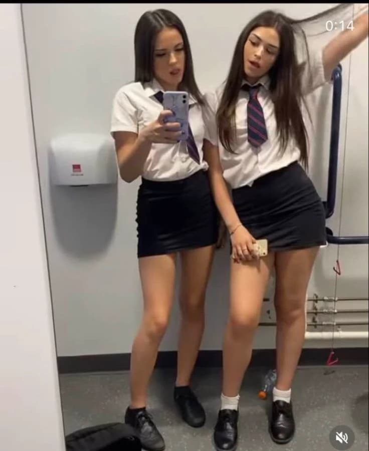 Ellie and chloe  thumbnail