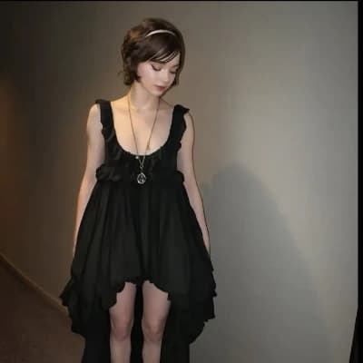 Emma Myers thumbnail