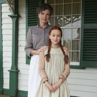 Abigail & Beatrice Carter thumbnail