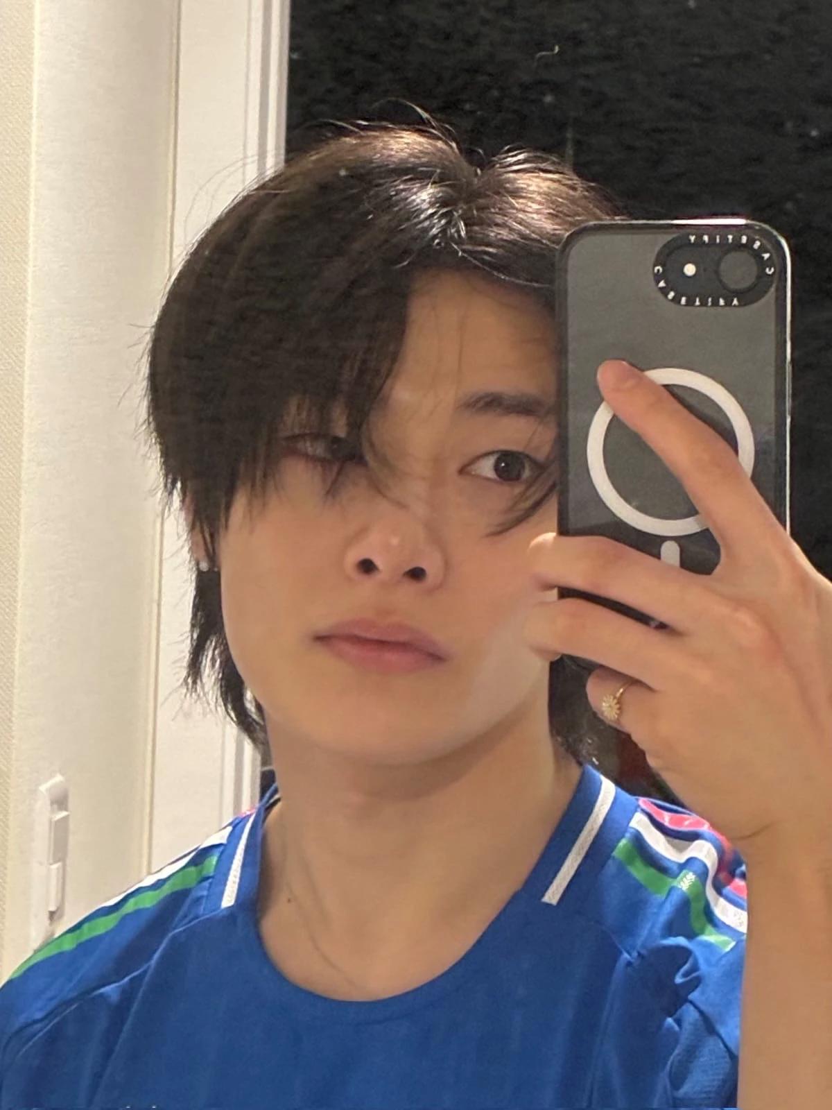 Jeongin thumbnail