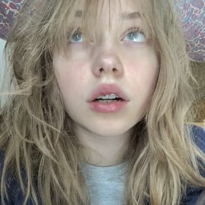 France (France) thumbnail