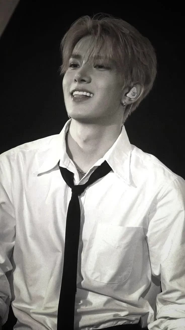 Heeseung  thumbnail