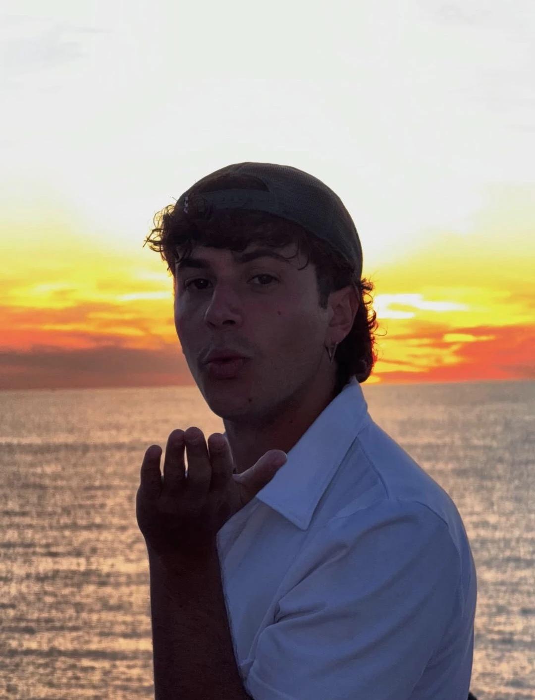 Brando De Santis  thumbnail