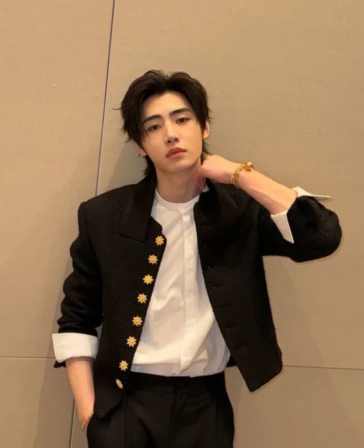 Park Sunghoon  thumbnail