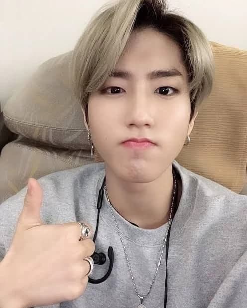 Han Jisung thumbnail