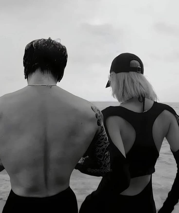 Jungkook e Lisa thumbnail