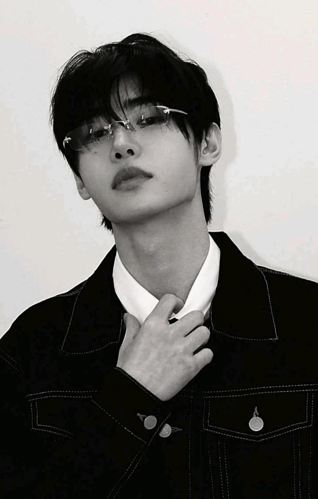 Sunghoon  thumbnail