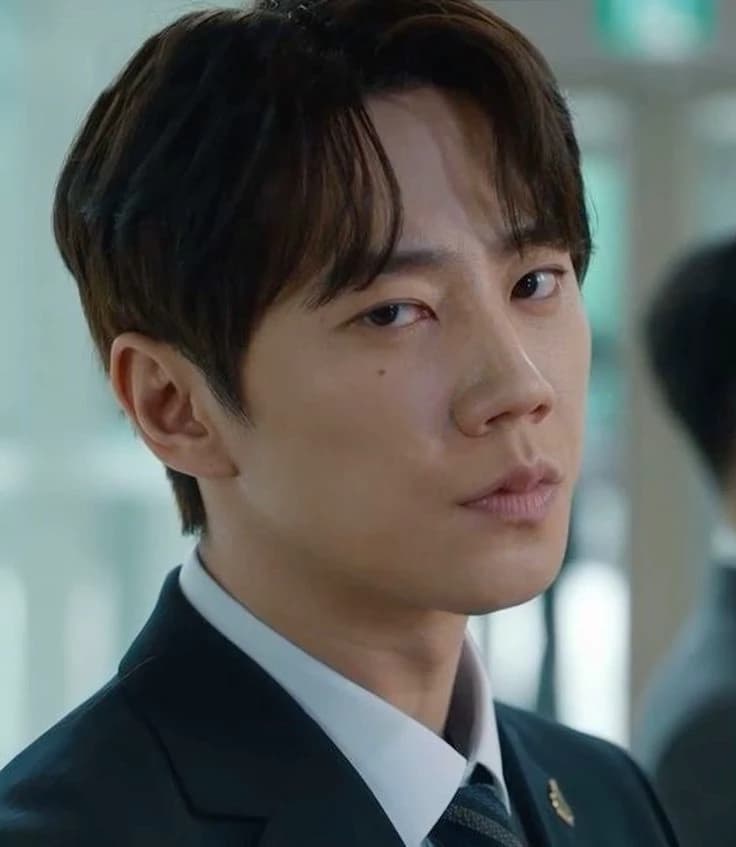 Jun-young thumbnail