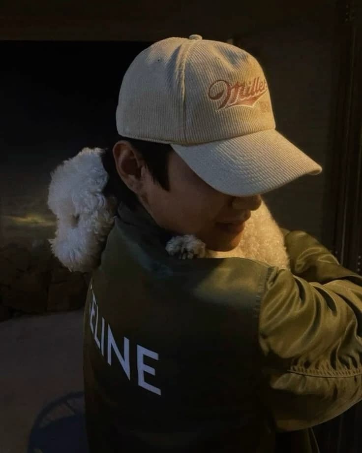 Kim Taehyung thumbnail