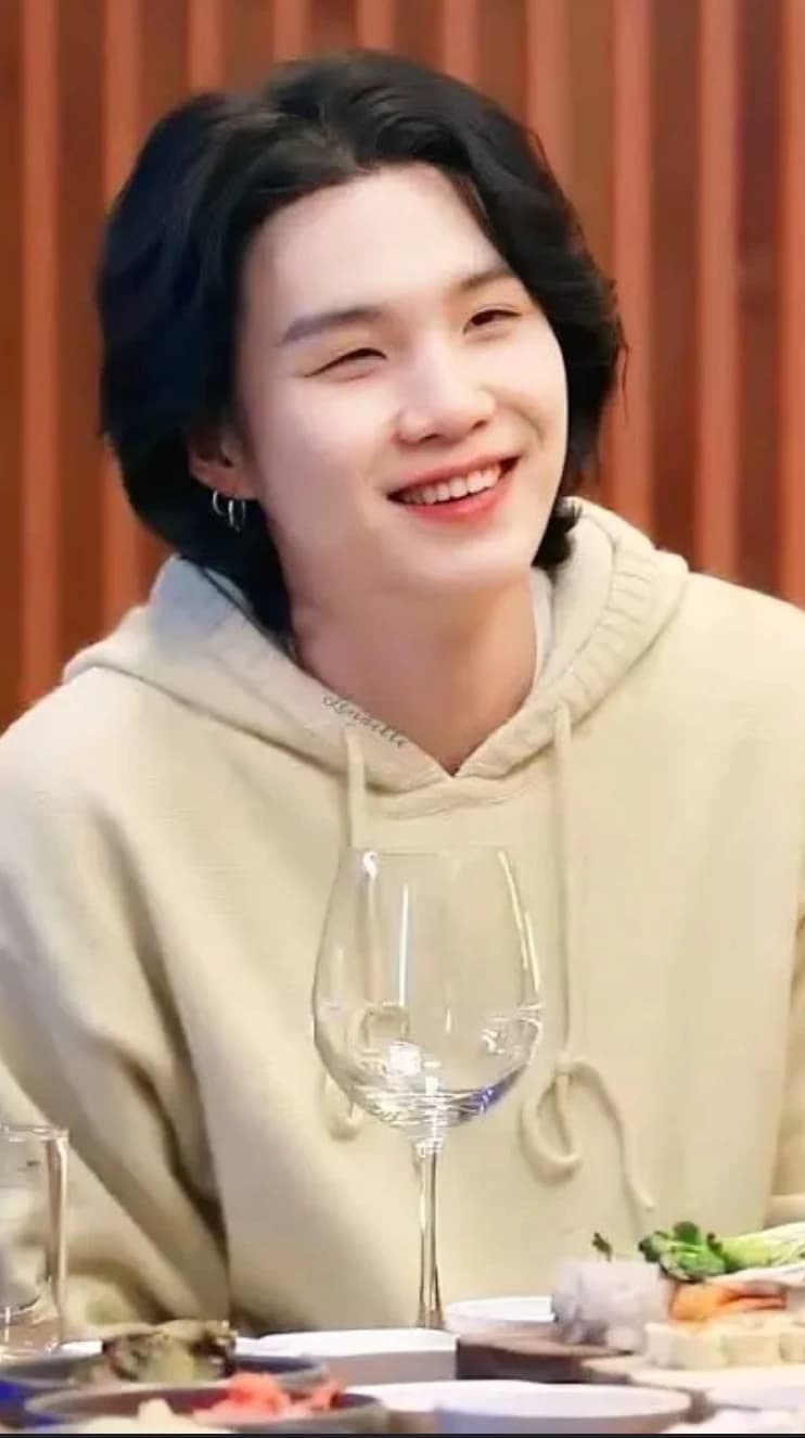 Min Yoongi thumbnail