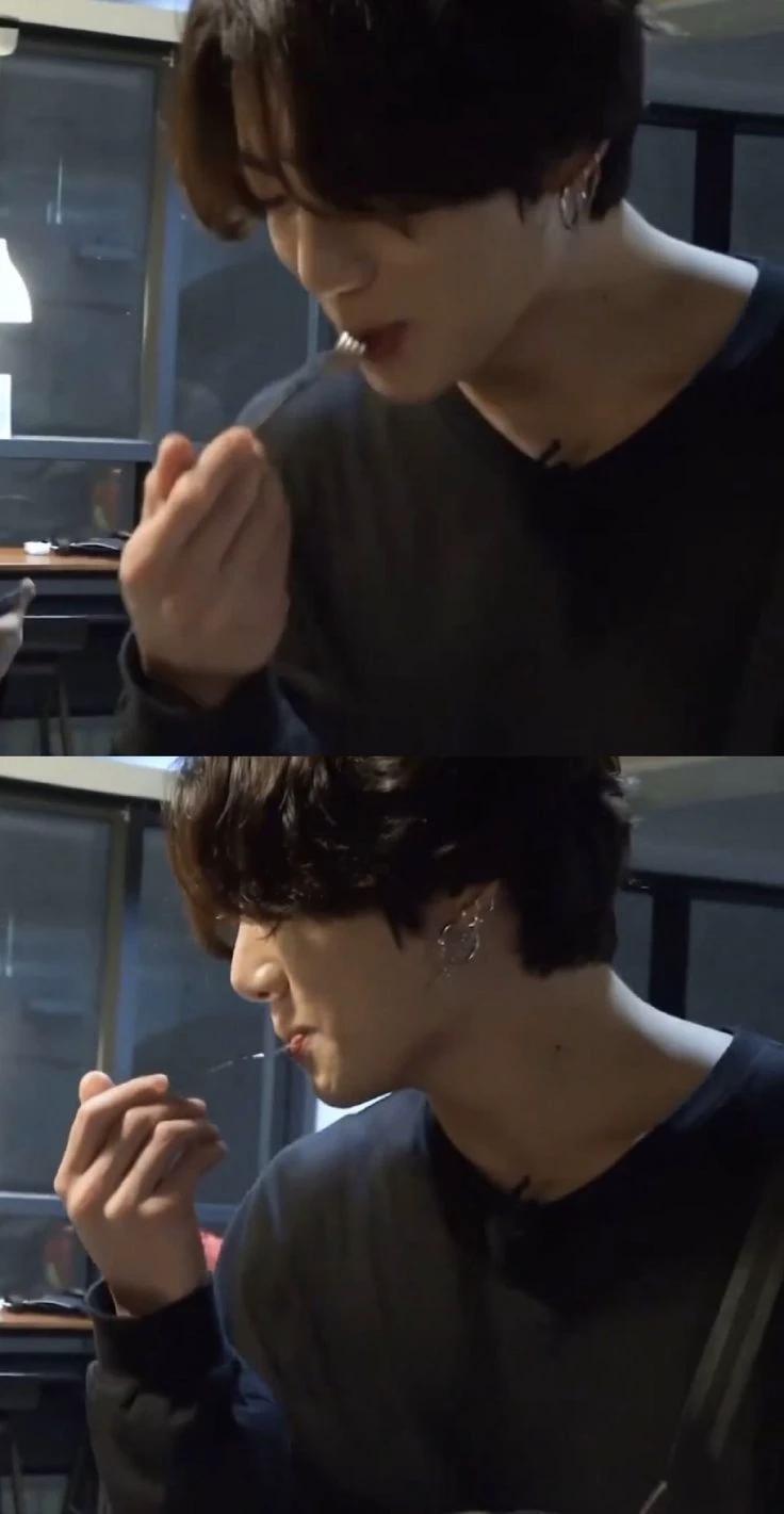 Jungkook thumbnail