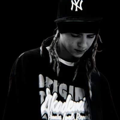Tom Kaulitz thumbnail