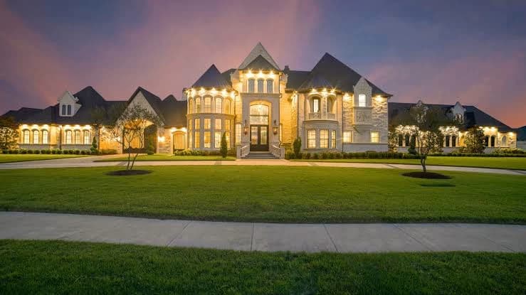 Rich family  thumbnail