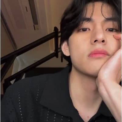 Who Taehyung Step Brother thumbnail